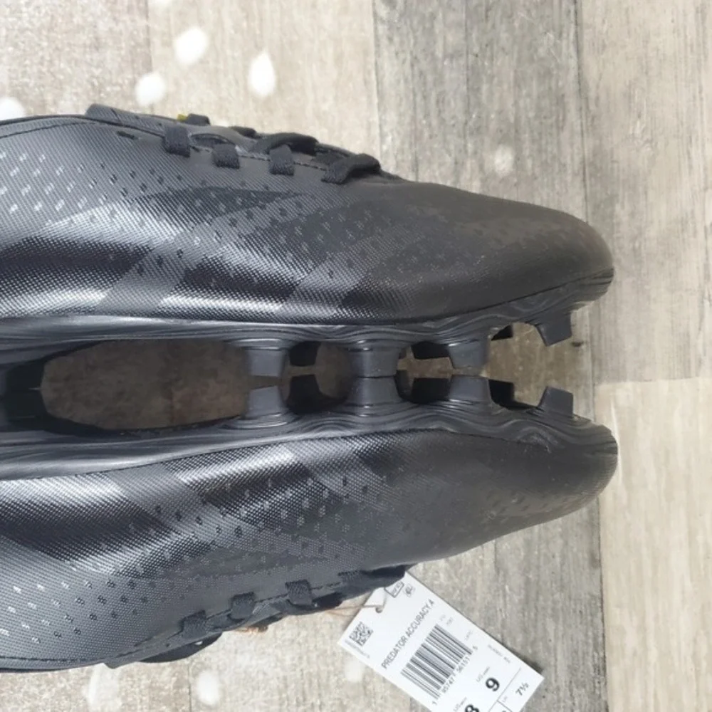 Adidas Predator Accuracy .4 Unisex Cleats Men 8 / Womens 9 Black Firm Ground‎